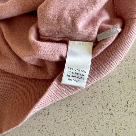 Banana Republic V Neck Sweater NWOT - Picture 6 of 7